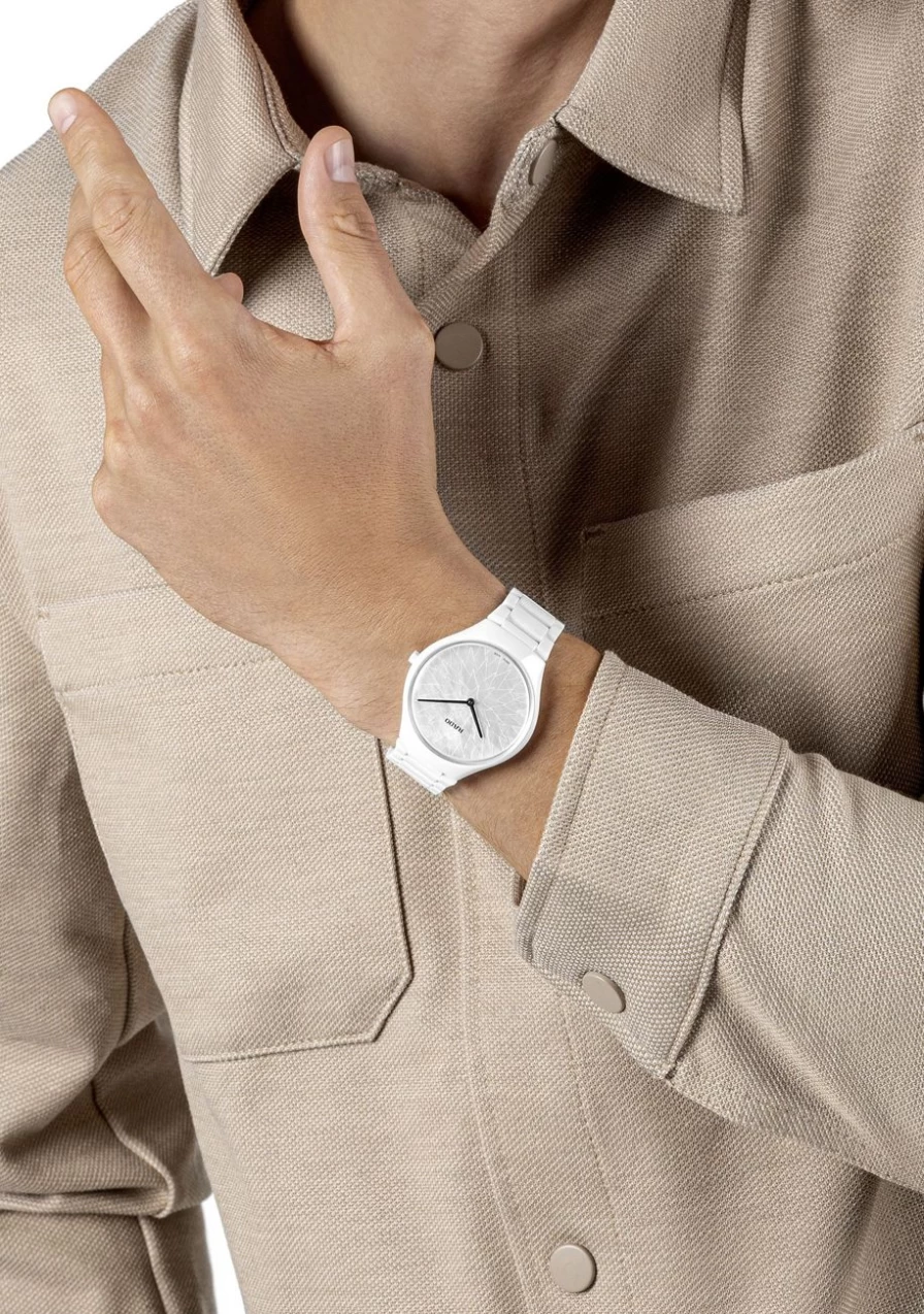 Rado True Round Thinline Men's Watch - Light Color, Great Gardens Of The World Collection