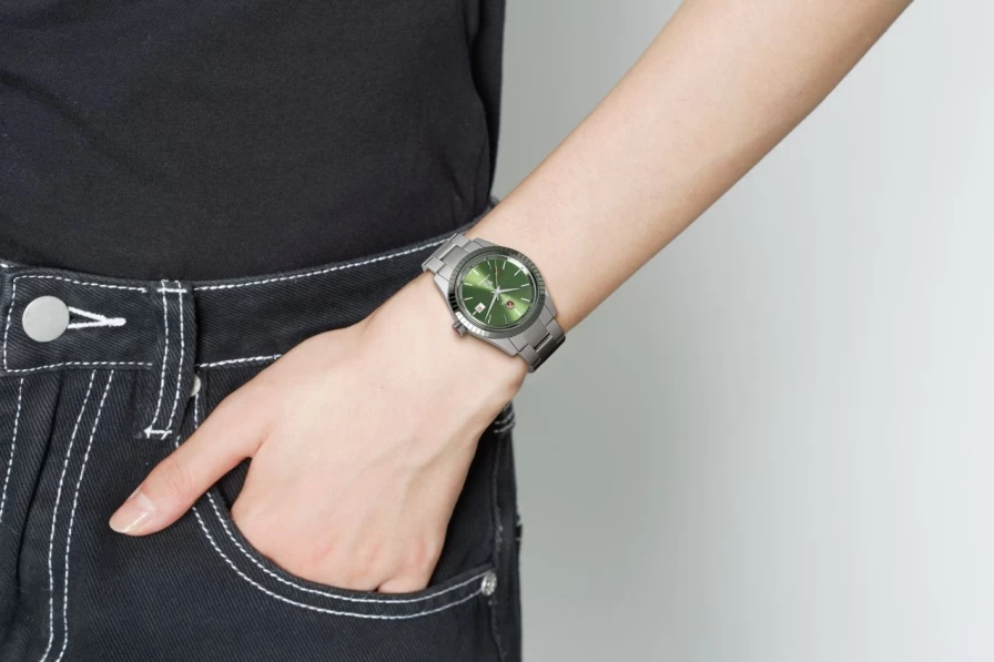 Rado Hyperchrome Classic Automatic Light Women's Watch